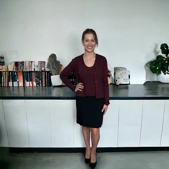 Ann Taylor -Women’s Black Business Skirt -Knee-Length/Double Pleats -Tag Size 4 - Picture 6 of 16